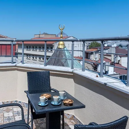 Meserret Palace - Special Category Hotel Istanboel