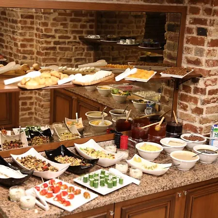 Meserret Palace - Special Category Hotel 4*