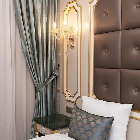 Meserret Palace - Special Category Hotel Istambul