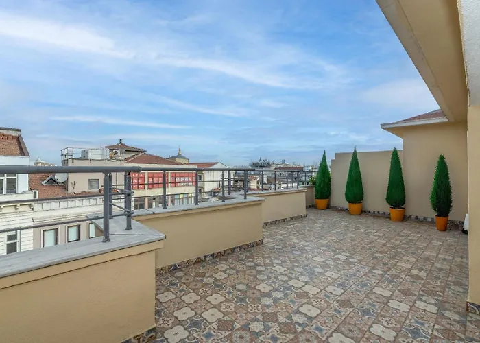 Meserret Palace - Special Category Hotel