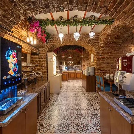 Meserret Palace - Special Category