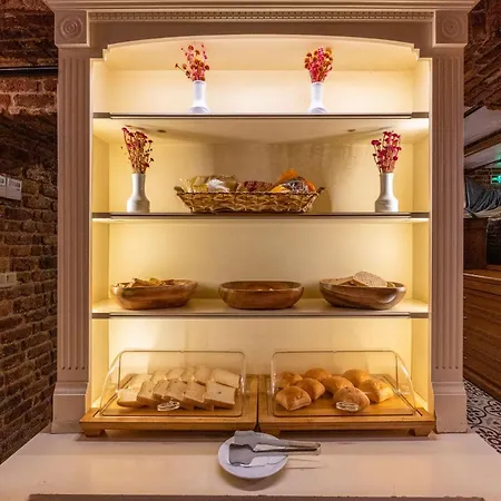 Meserret Palace - Special Category Hotel